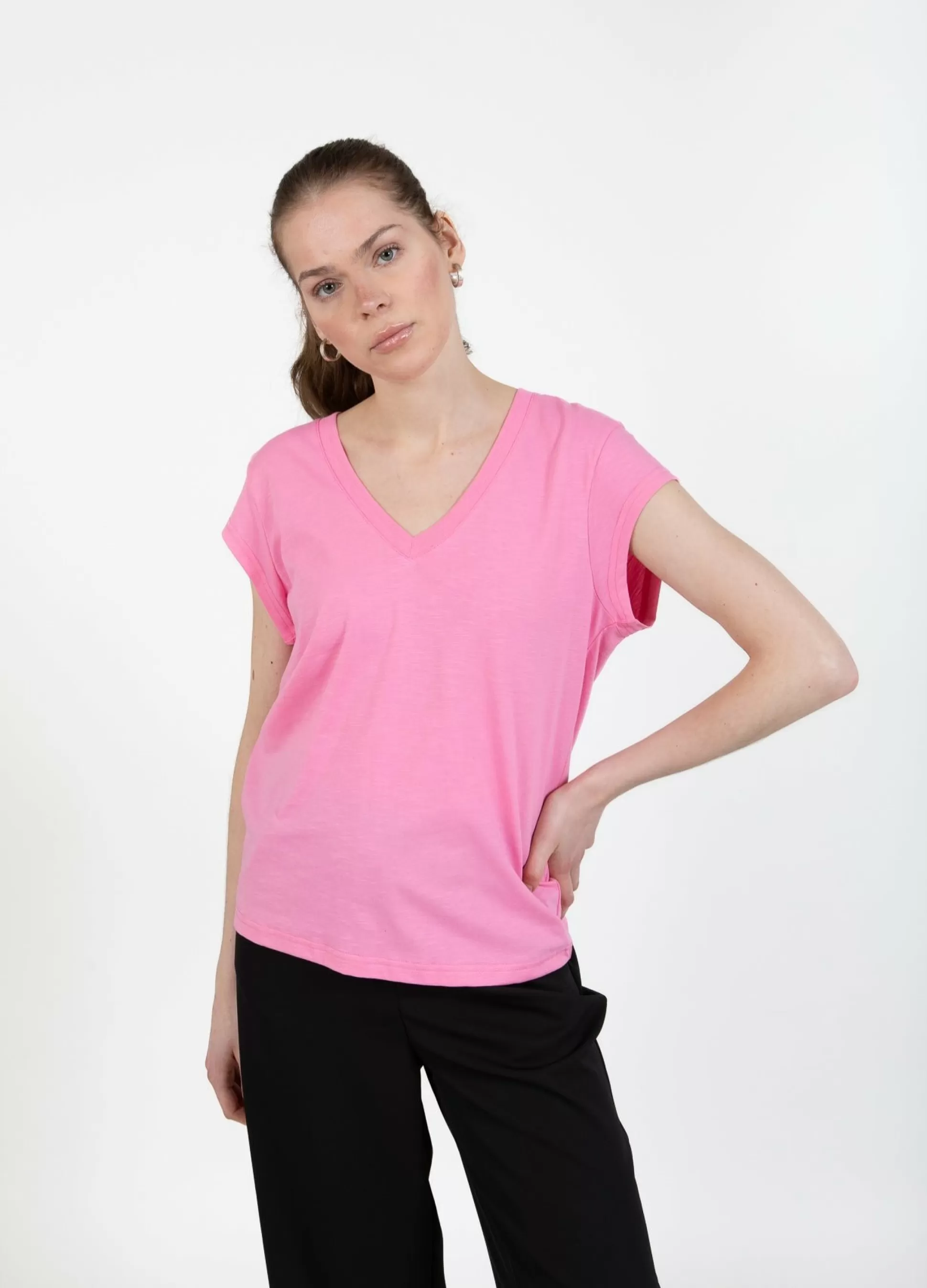 Coster Copenhagen Cc Heart V-Neck T-Shirt Garden Pink Shop