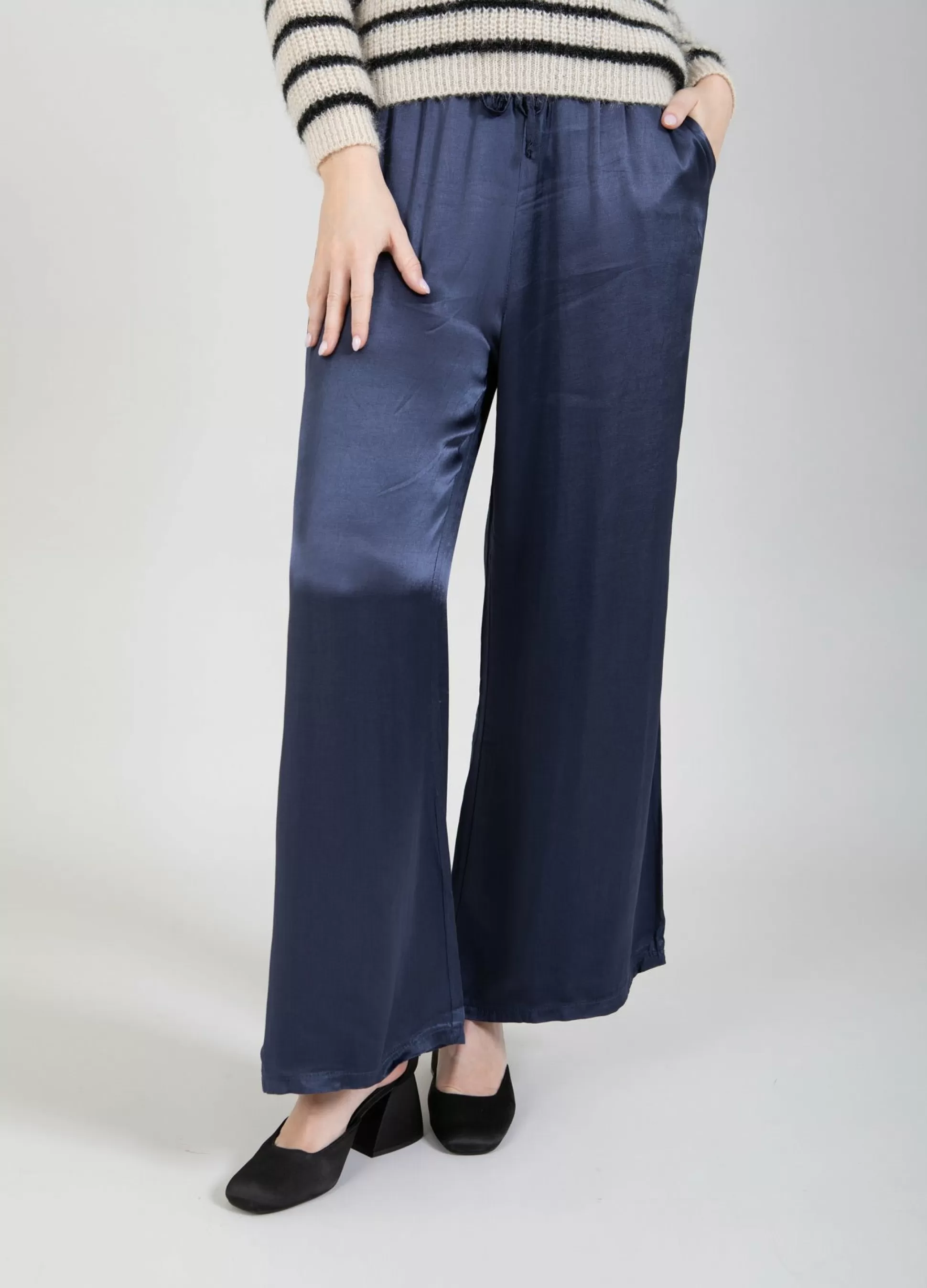 Coster Copenhagen Pants In Viscose Dark Blue Best Sale